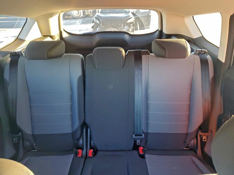 Photo 10 from auction – 2017 FORD ESCAPE with VIN 1FMCU0F73HUA29630