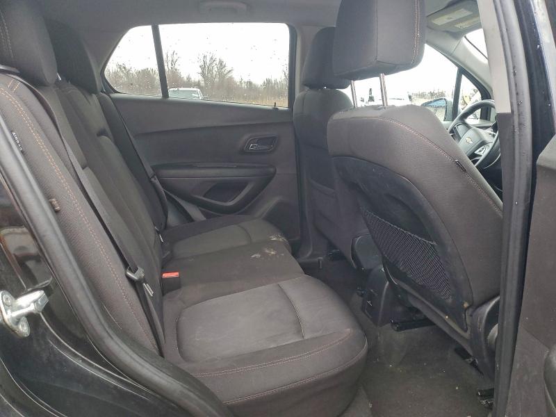 Photo 11 from auction – 2017 CHEVROLET TRAX 1LT with VIN 3GNCJLSB4HL256013