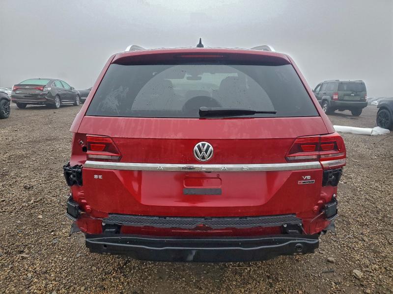 Photo 6 from auction – 2018 VOLKSWAGEN ATLAS SE with VIN 1V2LR2CA9JC548757
