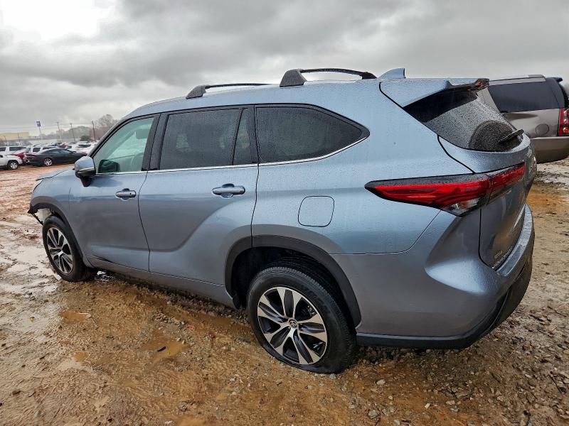 Photo 2 from auction – 2020 TOYOTA HIGHLANDER with VIN 5TDGZRAH4LS023022