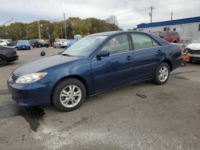 Photo 1 from auction – 2005 TOYOTA CAMRY LE with VIN 4T1BF30KX5U101309