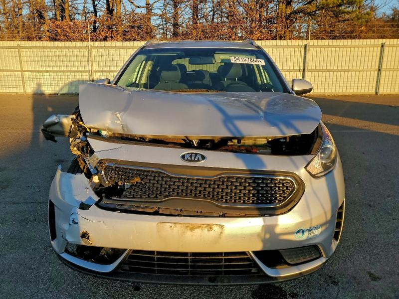 Photo 5 from auction – 2019 KIA NIRO FE with VIN KNDCB3LC9K5236716