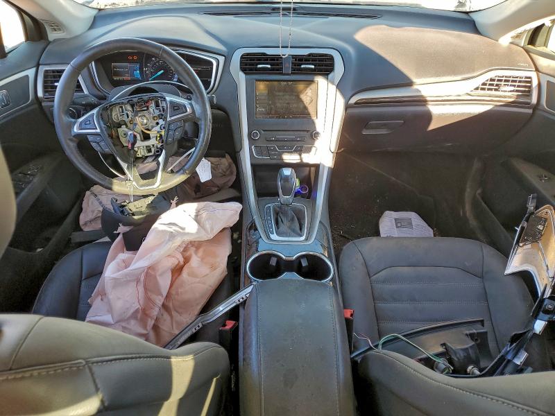 Photo 8 from auction – 2016 FORD FUSION SE with VIN 3FA6P0H96GR246981