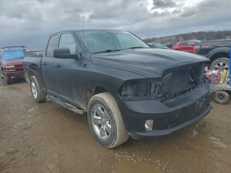Photo 4 from auction – 2014 RAM 1500 with VIN 1C6RR7FG5ES463880