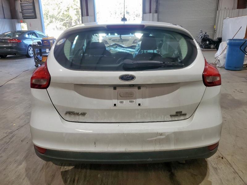Photo 6 from auction – 2015 FORD FOCUS SE with VIN 1FADP3K27FL294930