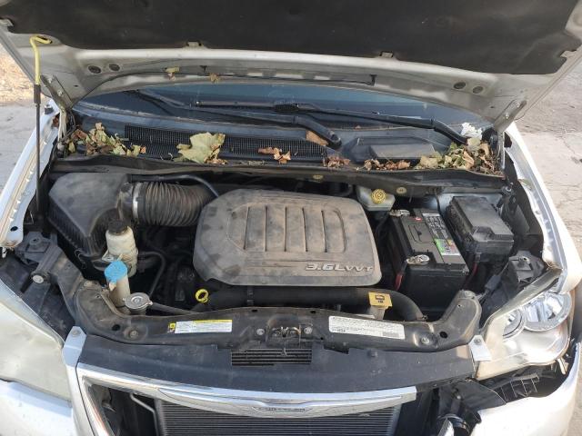 Photo 12 from auction – 2012 CHRYSLER TOWN & COU with VIN 2C4RC1CG5CR386907