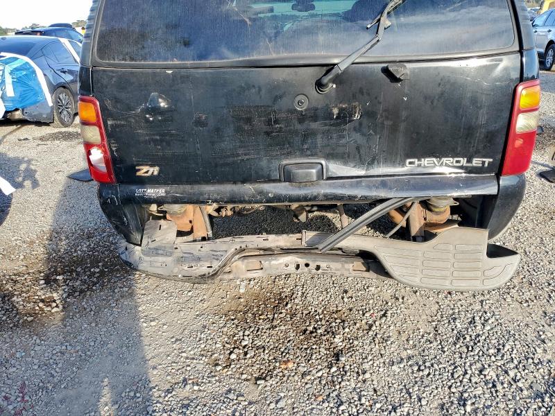 Photo 9 from auction – 2003 CHEVROLET SUBURBAN K with VIN 3GNFK16Z63G158740