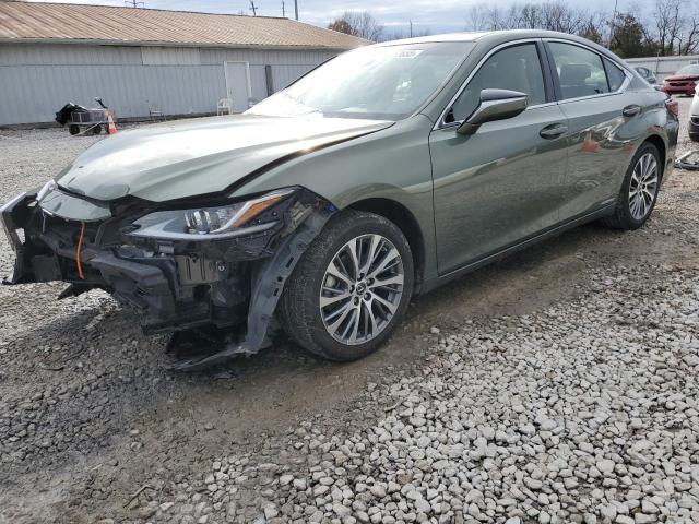 LEXUS ES 300H 2019 with VIN JTHB21B11K2030015 - Photo from auction