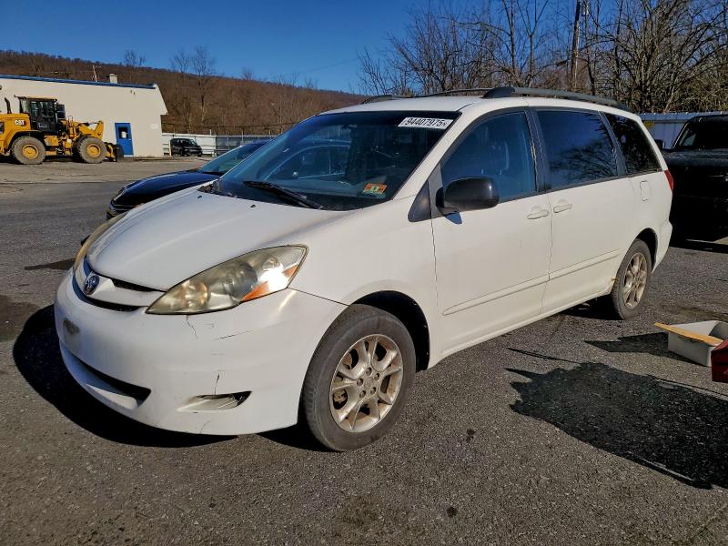 Photo 1 from auction – 2006 TOYOTA SIENNA LE with VIN 5TDBA23C56S075371