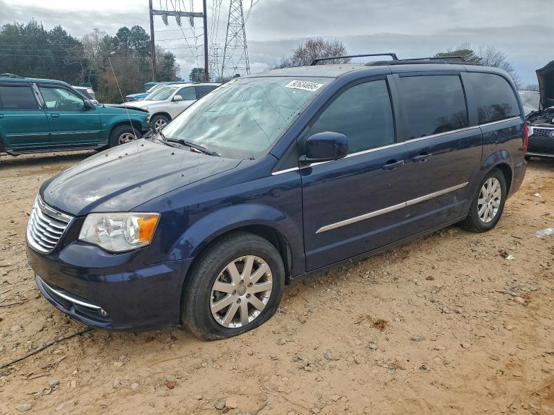 CHRYSLER TOWN & COU 2015 with VIN 2C4RC1BG1FR696221 - Photo from auction