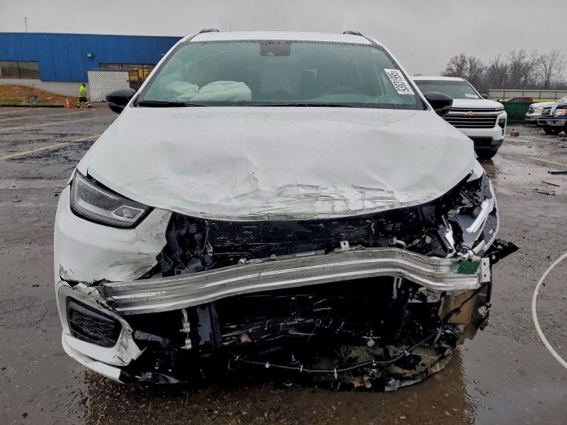 Foto 5 de la subasta – 2024 CHRYSLER PACIFICA T con VIN 2C4RC1BG1RR180669