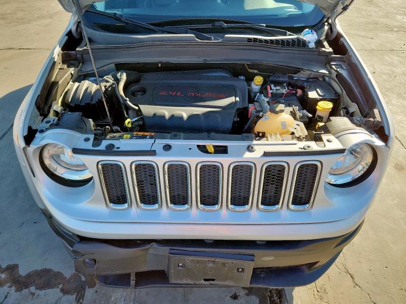 Photo 12 from auction – 2016 JEEP RENEGADE L with VIN ZACCJADT5GPC77431