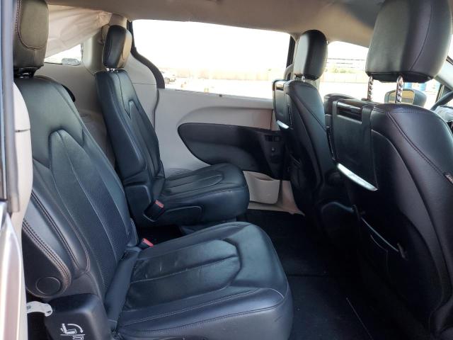 Photo 11 from auction – 2017 CHRYSLER PACIFICA T with VIN 2C4RC1EGXHR537003