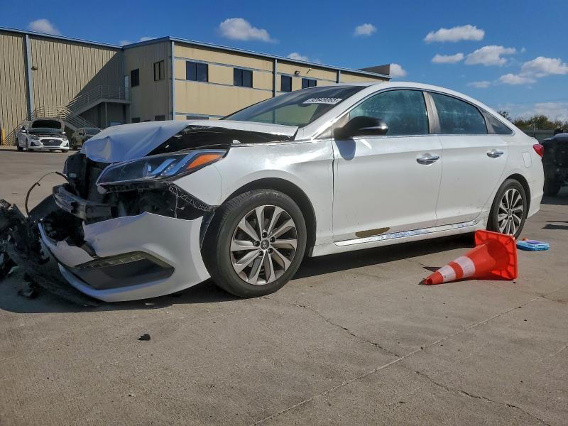 HYUNDAI SONATA SPO 2017 with VIN 5NPE34AF8HH454583 - Photo from auction