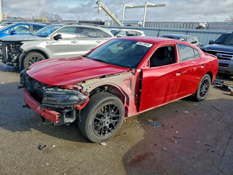 DODGE CHARGER SE 2015 مع رقم تعريف المركبة 2C3CDXBG8FH897792 - صورة من المزاد