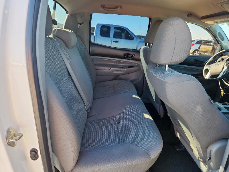 Photo 10 from auction – 2014 TOYOTA TACOMA DOU with VIN 3TMLU4EN8EM158426