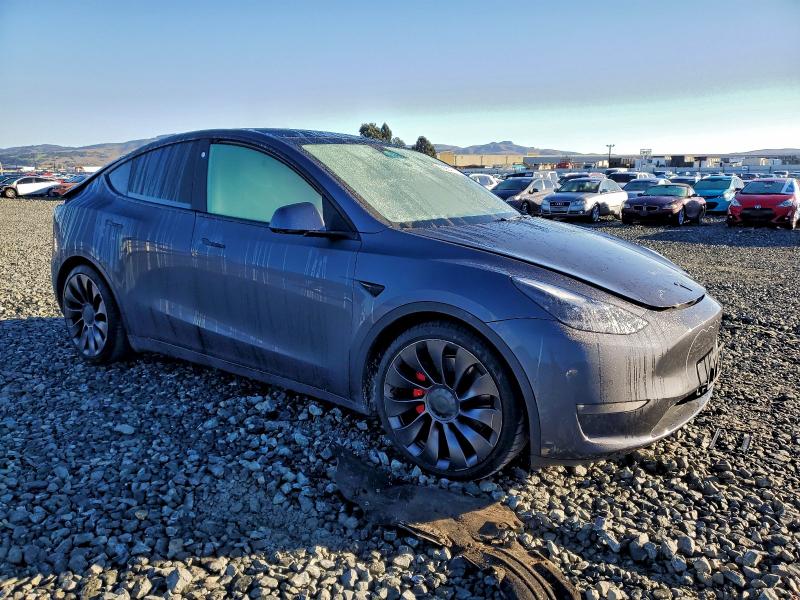 Zdjęcie 4 z aukcji – 2021 TESLA MODEL Y z VIN 5YJYGDEF7MF245145