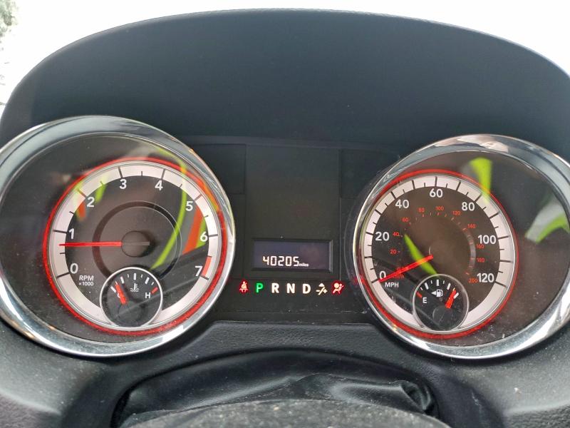 Photo 9 from auction – 2015 DODGE GRAND CARA with VIN 2C4RDGBG4FR643948