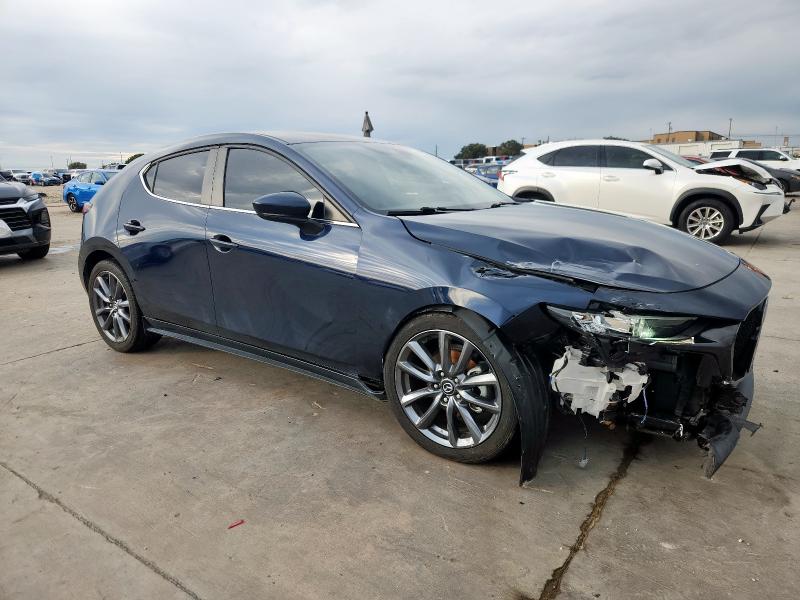 Photo 4 from auction – 2019 MAZDA 3 PREFERRE with VIN JM1BPAMM7K1119586