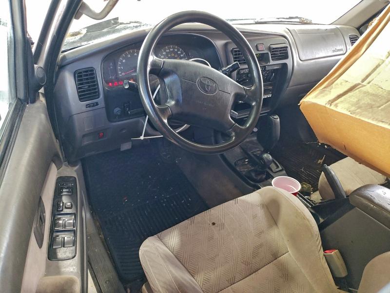 Photo 8 from auction – 2001 TOYOTA 4RUNNER SR with VIN JT3HN86R810339717