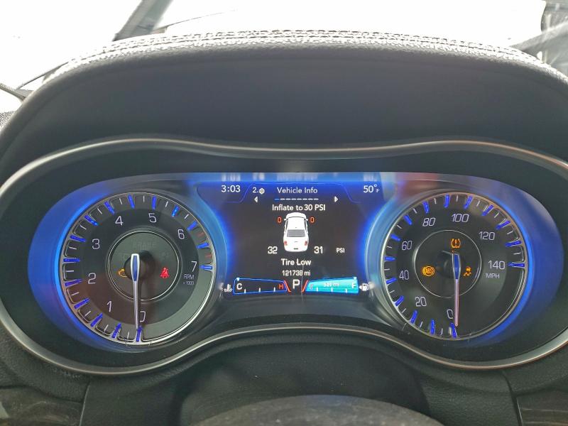 Photo 9 from auction – 2016 CHRYSLER 300C with VIN 2C3CCAKG2GH344038