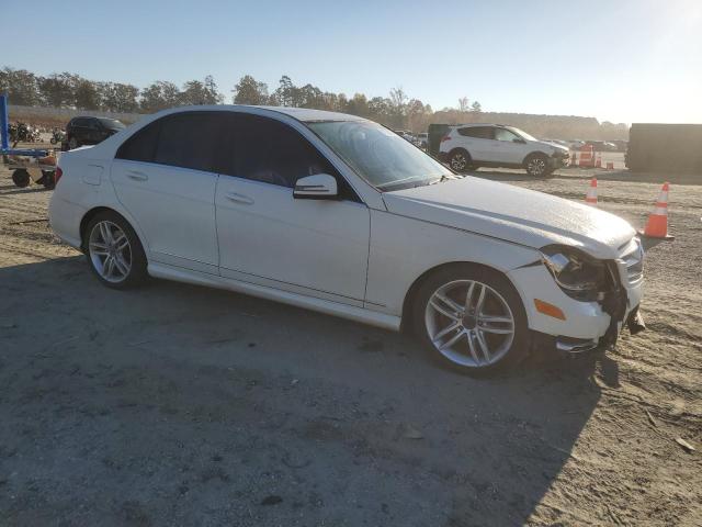 Photo 4 from auction – 2012 MERCEDES-BENZ C 300 4MAT with VIN WDDGF8BB1CF910273
