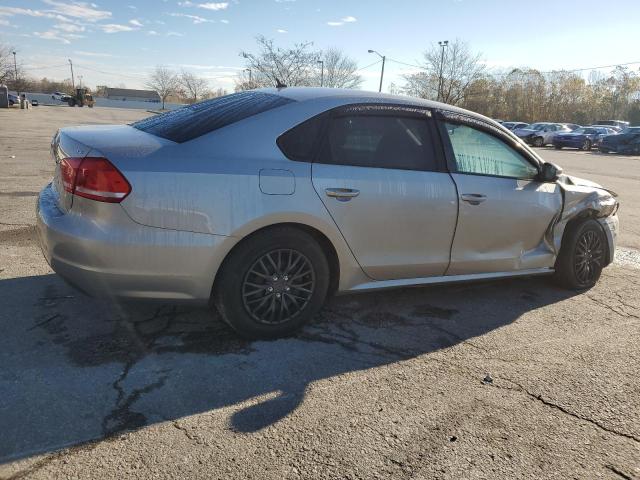 Photo 3 from auction – 2014 VOLKSWAGEN PASSAT S with VIN 1VWAT7A3XEC049867