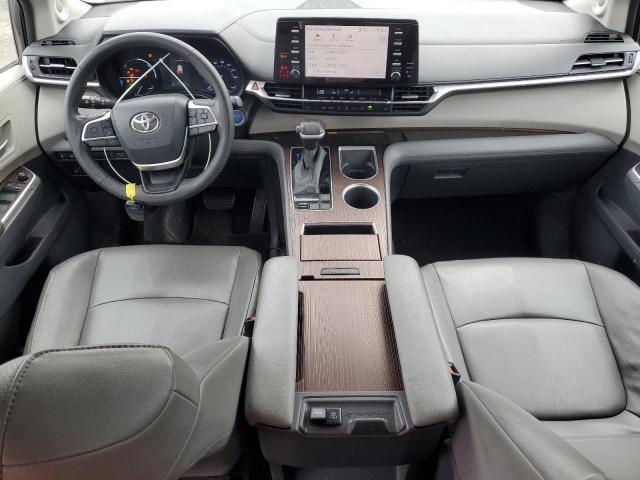 Photo 8 from auction – 2021 TOYOTA SIENNA with VIN 5TDJRKEC5MS063977