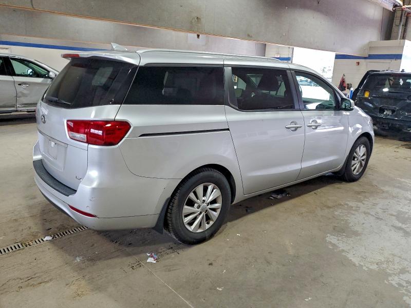 Photo 3 from auction – 2016 KIA SEDONA LX with VIN KNDMB5C19G6163007