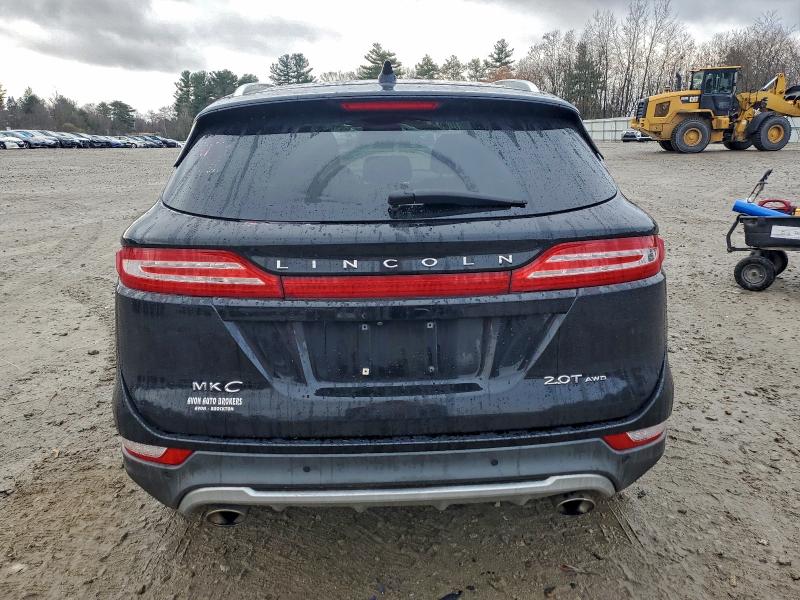 Photo 6 from auction – 2017 LINCOLN MKC RESERV with VIN 5LMCJ3D9XHUL35137