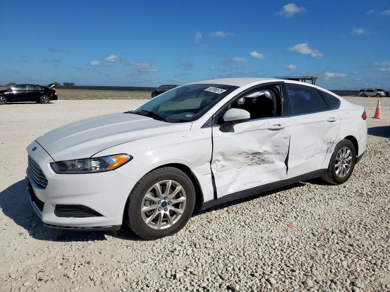 FORD FUSION S 2015 with VIN 3FA6P0G77FR279082 - Photo from auction