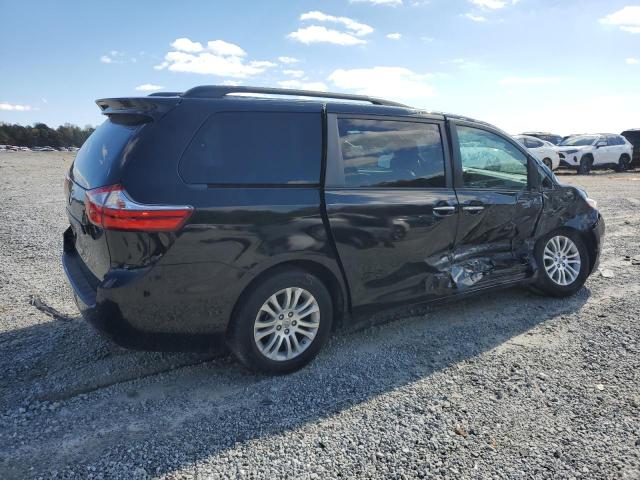 Photo 3 from auction – 2017 TOYOTA SIENNA XLE with VIN 5TDYZ3DC3HS823402