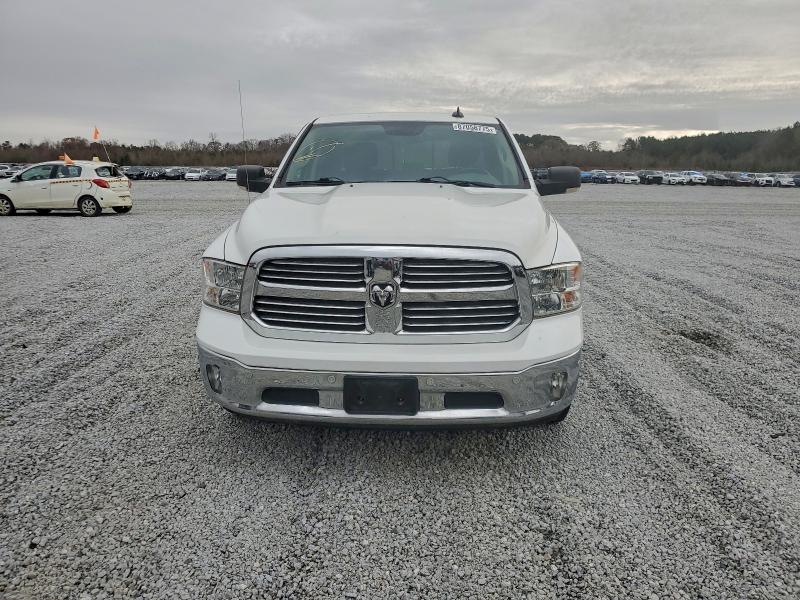 Photo 5 from auction – 2017 RAM 1500 SLT with VIN 3C6RR6LT5HG745928