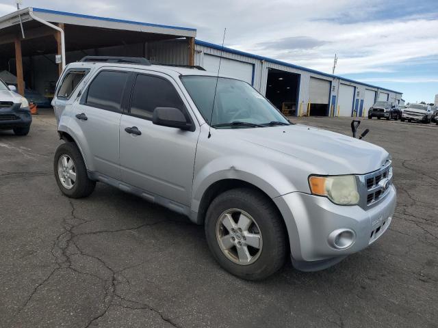 Photo 4 from auction – 2010 FORD ESCAPE XLS with VIN 1FMCU9C73AKD34801