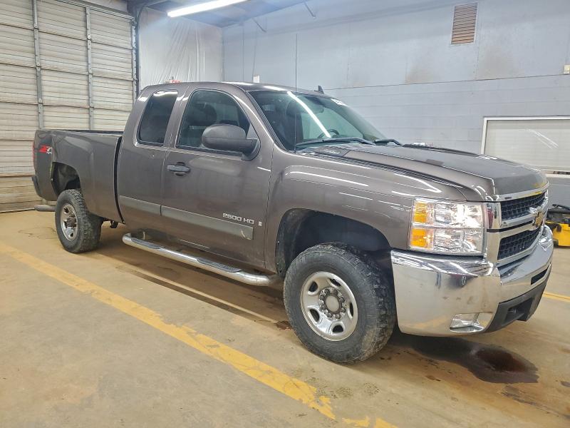 Foto 4 de la subasta – 2007 CHEVROLET SILVERADO con VIN 1GCHK29K97E529697