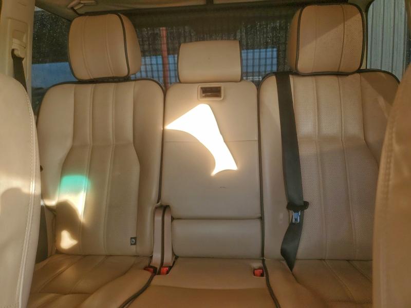 Photo 10 from auction – 2010 LAND ROVER RANGE ROVE with VIN SALMF1D44AA320316
