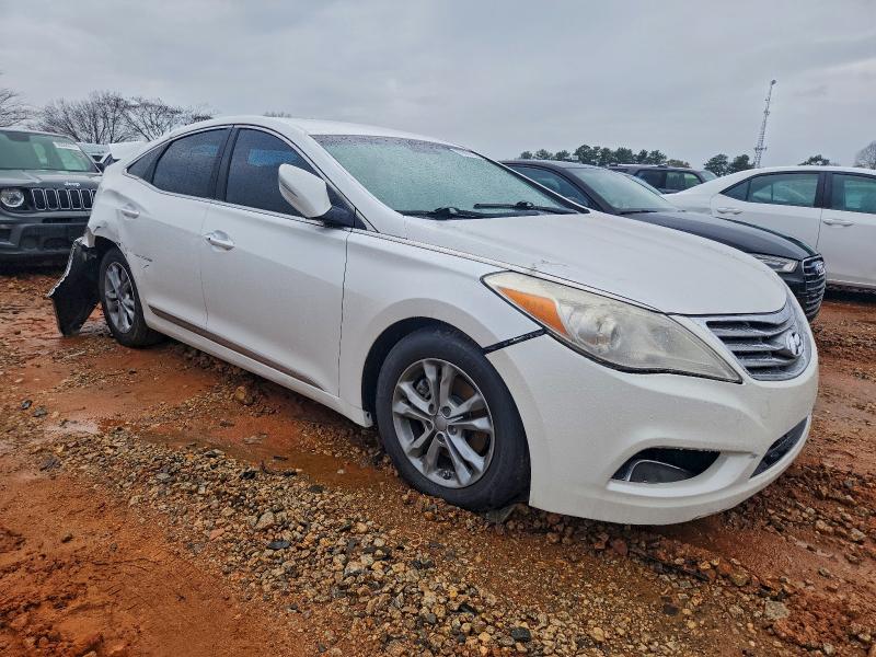 Photo 4 from auction – 2013 HYUNDAI AZERA with VIN KMHFG4JG9DA282904