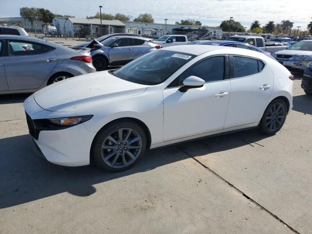 MAZDA 3 SELECT 2021 with VIN JM1BPAKL9M1404240 - Photo from auction