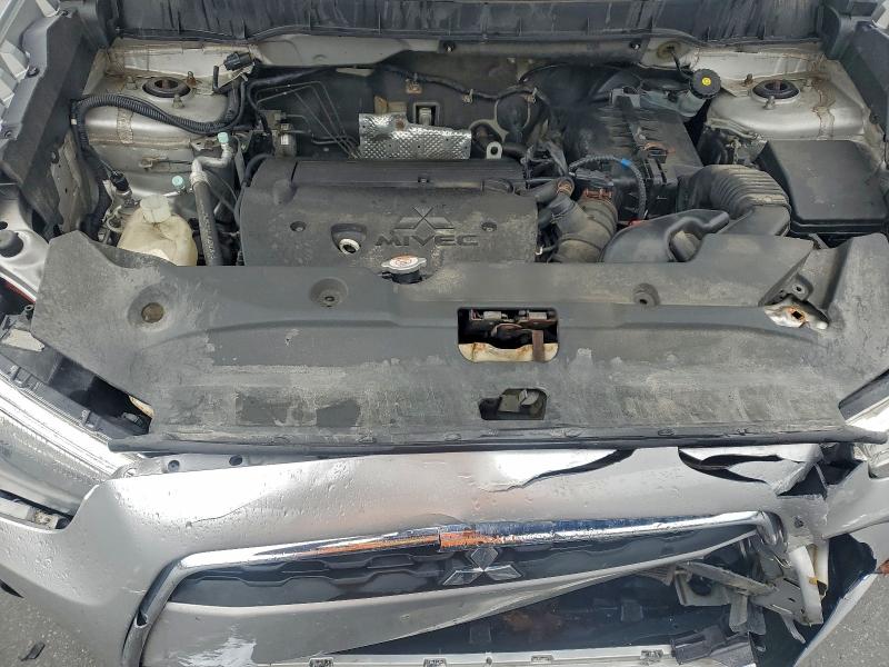 Photo 11 from auction – 2014 MITSUBISHI OUTLANDER with VIN 4A4AR4AU9EE001878