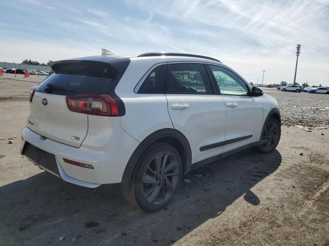Photo 3 from auction – 2017 KIA NIRO EX with VIN KNDCC3LC0H5070334