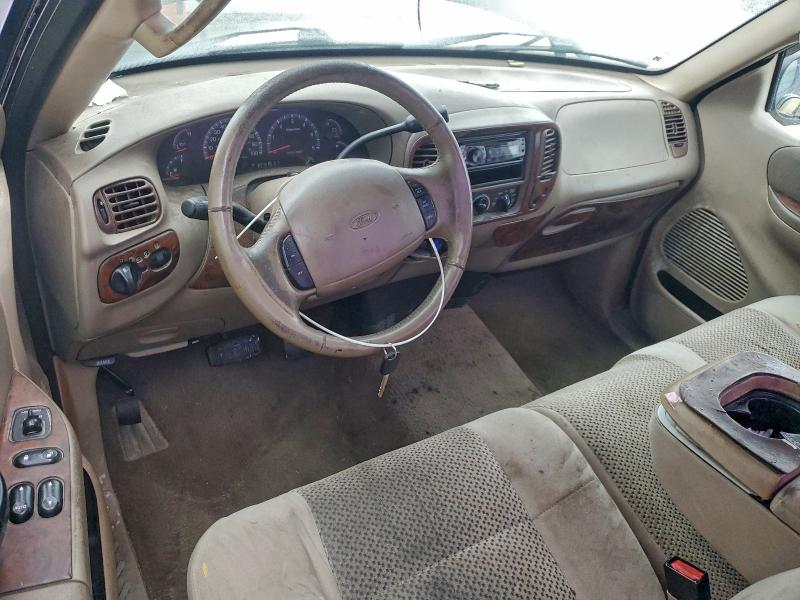 Photo 8 from auction – 2002 FORD F150 with VIN 1FTRF18W22NB65929