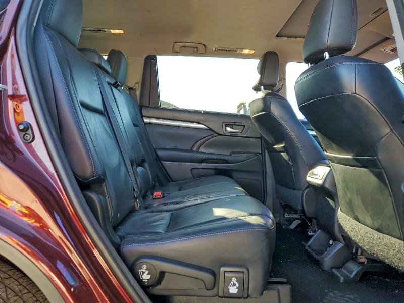 Photo 11 from auction – 2014 TOYOTA HIGHLANDER with VIN 5TDKKRFH7ES034297