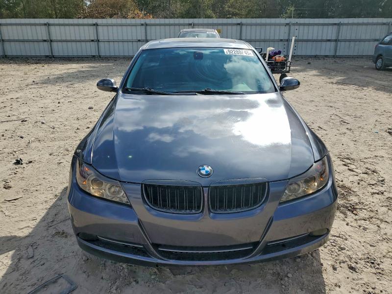 Photo 5 from auction – 2006 BMW 330 I with VIN WBAVB33556KS34122