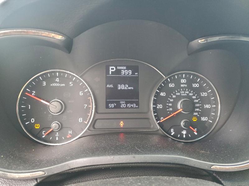 Photo 9 from auction – 2018 KIA FORTE LX with VIN 3KPFK4A75JE196372