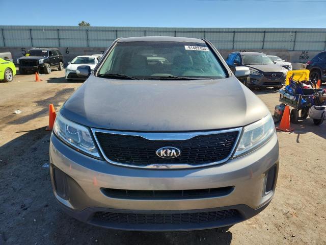 Photo 5 from auction – 2015 KIA SORENTO with VIN 5XYKT3A62FG567799