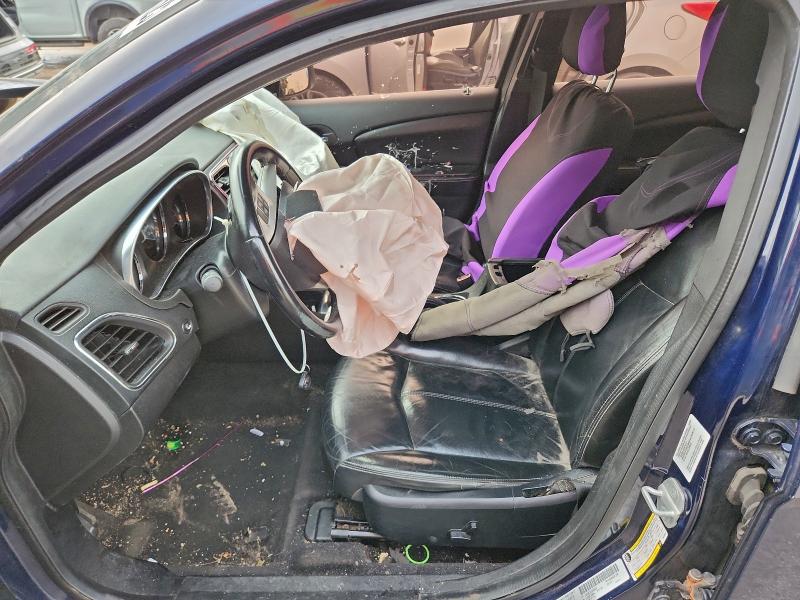 Photo 7 from auction – 2013 CHRYSLER 200 LIMITE with VIN 1C3CCBCG1DN629630