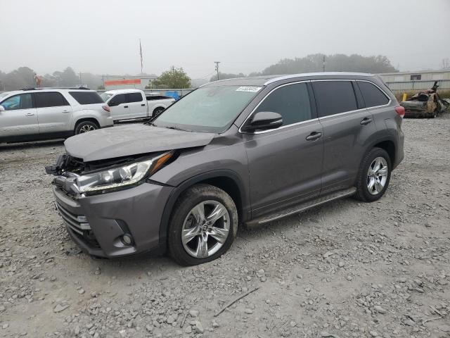 TOYOTA HIGHLANDER 2018 с VIN 5TDYZRFH4JS281468 - Фото с аукциона