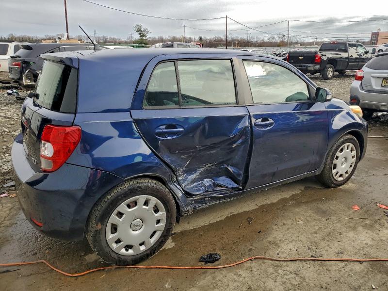 Photo 3 from auction – 2010 TOYOTA SCION XD with VIN JTKKU4B4XA1005568
