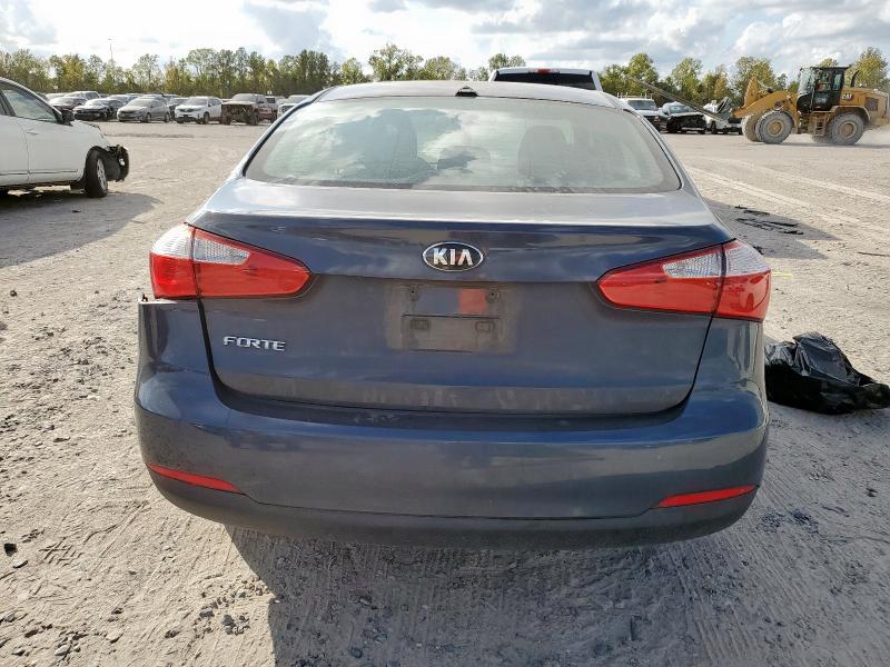 Photo 6 from auction – 2016 KIA FORTE LX with VIN KNAFK4A6XG5613056