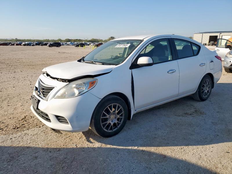 NISSAN VERSA S 2013 with VIN 3N1CN7AP1DL876526 - Photo from auction